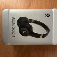 Beats solo 4