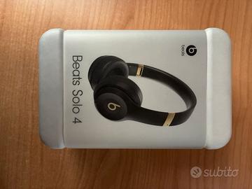 Beats solo 4