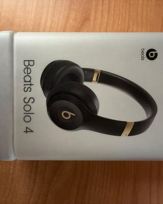 Beats solo 4