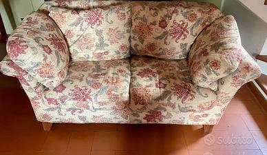 Divani 2 Posti