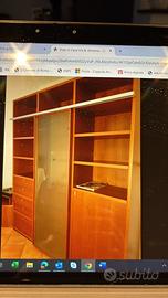 Mobile vetrina Poliform