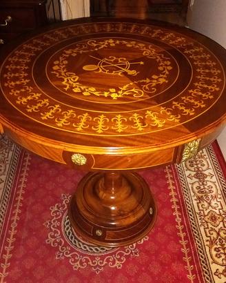 Tavolo sorrentino intarsiato 