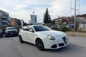 Alfa Romeo Giulietta 1.6 JTDm-2 105 CV Exclusive 2