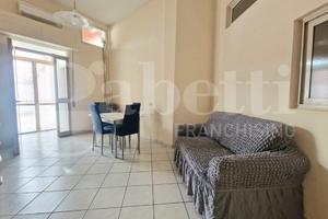 Bilocale con studio e cortiletto