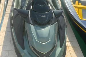 Moto d'acqua sea-doo