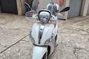 Piaggio Medley 125 - Milano 6970 km