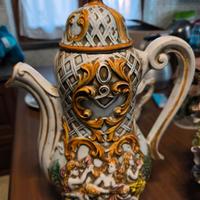 Vaso in ceramica di Capodimonte