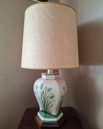 Lampada da tavolo
