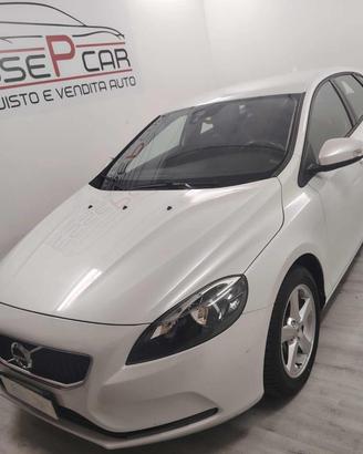 VOLVO V40 D2 Geartronic
