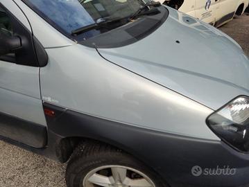 Parafango destro RENAULT MEGANE SCENIC RX4 2001