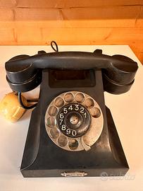 Telefono in bachelite di Ericsson