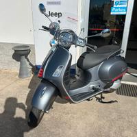 Piaaggio Vespa GTS 300 – 2022 – solo 3.000 km