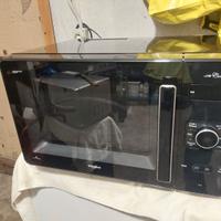 Microonde Whirlpool tutto perfetta pari al nuovo. 