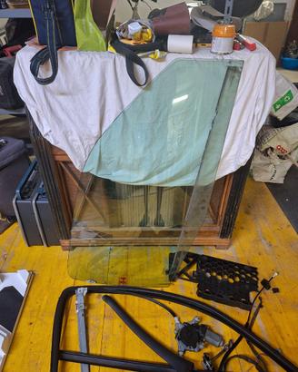 Elementi Portiera destra Clio2