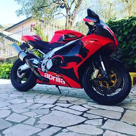 Aprilia RSV 1000 - 2008