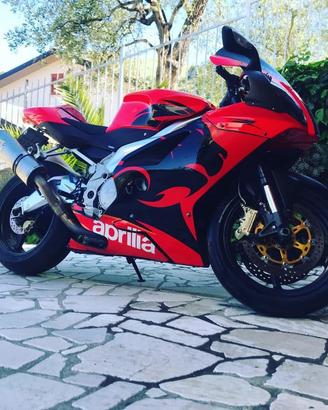 Aprilia RSV 1000 - 2008