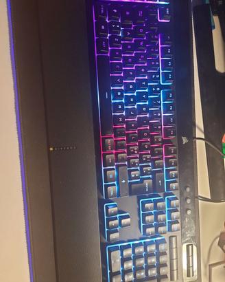 Tastiera Corsair k55 RGB pro