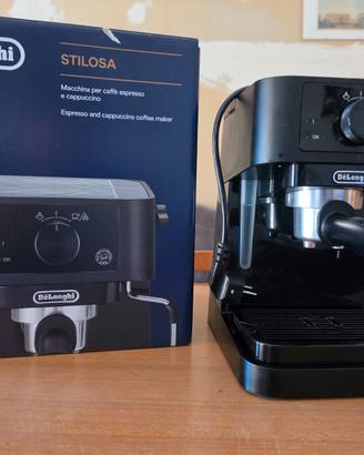 Macchina caffè espresso DeLonghi