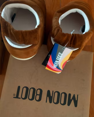 moon boot sandal 45