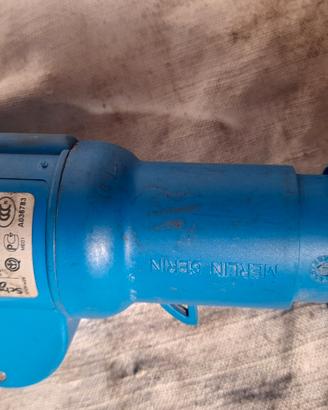 Presa  volante 220v industriale