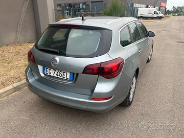 Opel Astra 1.7 CDTI Station Wagon 2010