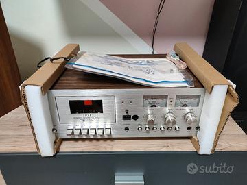 Akai stero cassette deck 