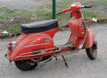 Cerco Vespa SS180 Supersport