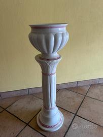 Colonna porta fiori