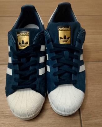 Adidas Superstars 
