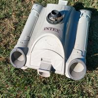 robot pulizia fondo piscina