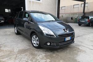 Peugeot 5008 1.6 HDi 112CV Allure