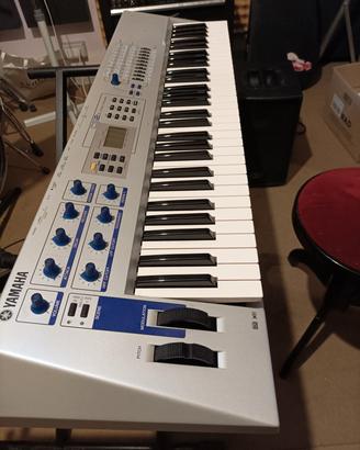 Yamaha Cs2x