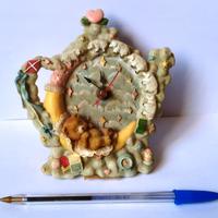 Orologio da tavolo in ceramica