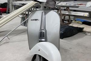 Piaggio Vespa 50 Special (V5B3) - 1981