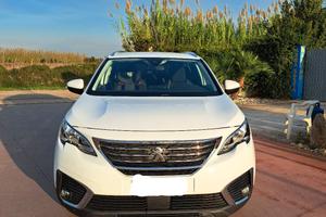 Peugeot 5008 1.5 hdi