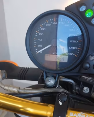 Ducati Monster 695