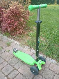 monopattino Micro Maxi