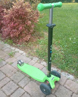 monopattino Micro Maxi
