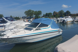 Rio 750cabin con fuoribordo