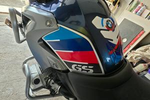 moto  BMW in permuta