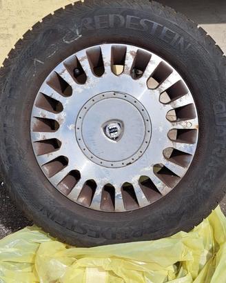 4 pneumatici marca "Vredestein" per Lancia Phedra