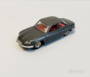 Panhard 24C Coach (Dinky Toys)