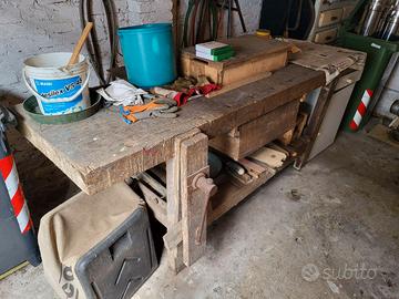 Tavolo/bancone da falegname