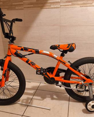 BMX praticamente nuova