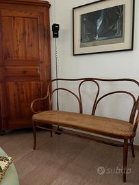 Divanetto Thonet antico