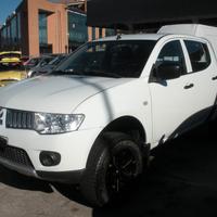 Mitsubishi L200 2.5 DI-D Double Cab Invite ''SAFAR