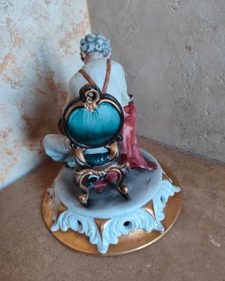 Statua porcellana di Capodimonte Tyche Tosca