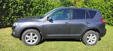 Toyota RAV4 Crossover 2.2 D-4D 150 CV Serie 3 2012