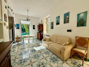 3 LOCALI A ISCHIA