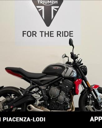 TRIUMPH Trident 660